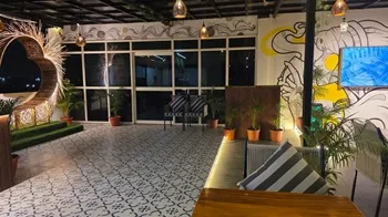 Top 10 Restaurants in Bhubaneswar, Odisha || Sky Line Resto & Rooftop